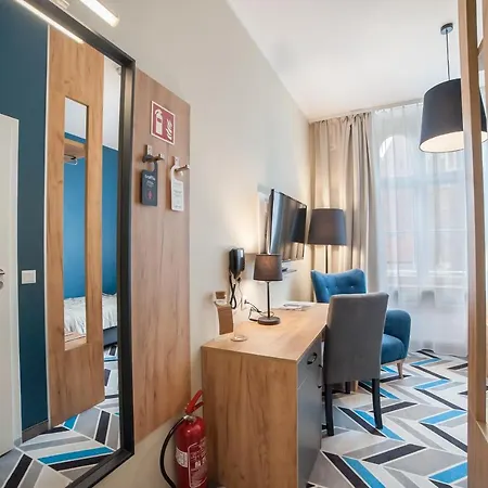 Traffic Stare 2* Wroclaw