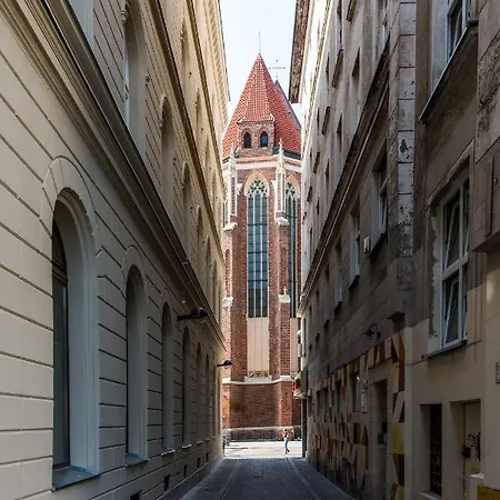 Hotel Traffic Stare 2*