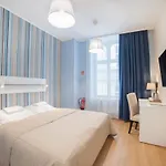 Traffic Stare Hotel Breslavia